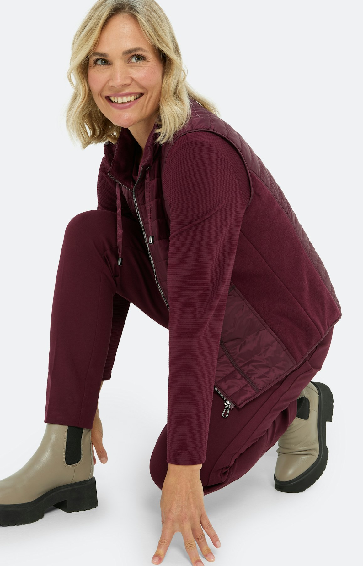 Bodywarmer in materialenmix, bourgondië