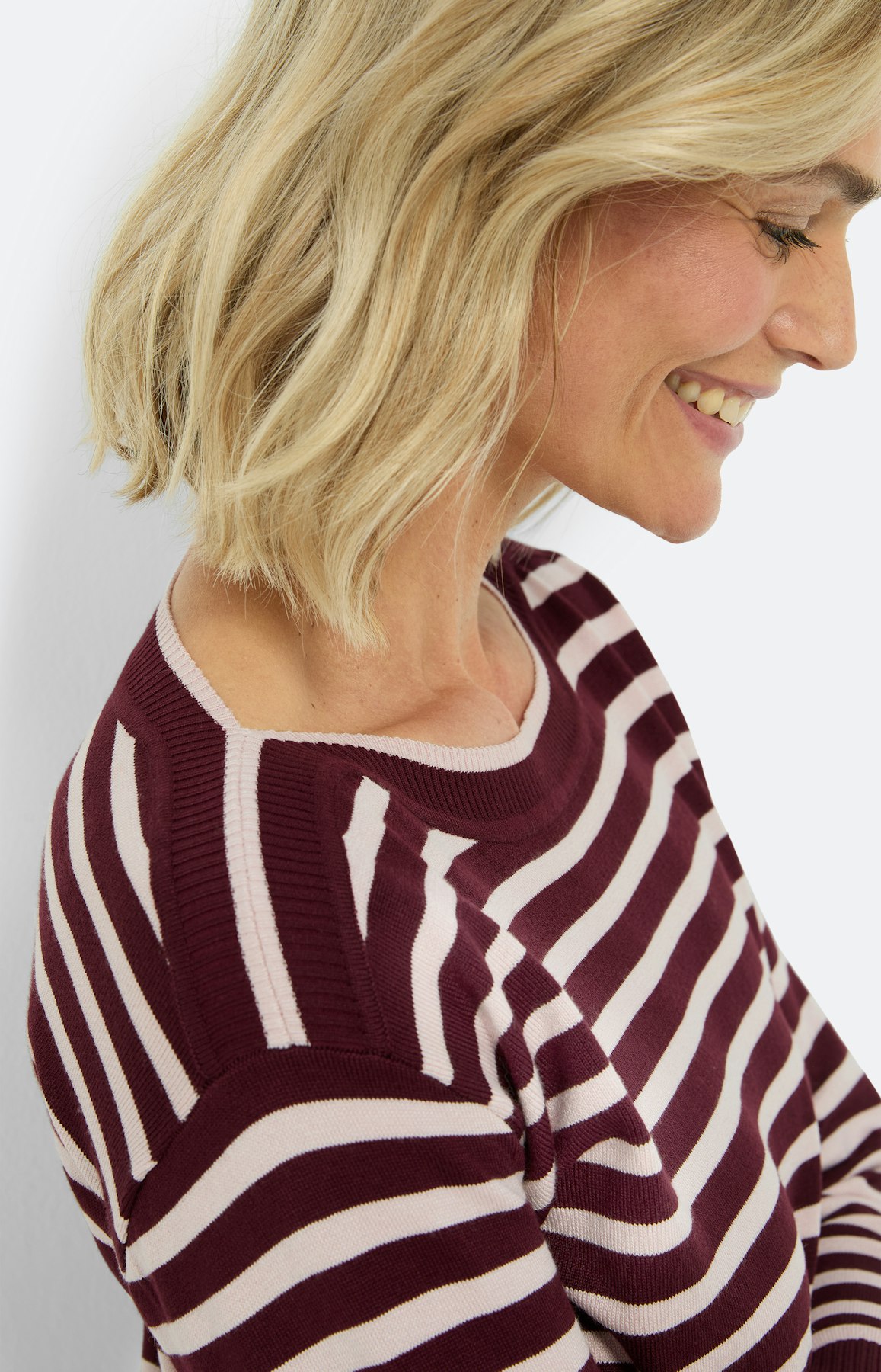 Trui met streepdessin, bourgondië