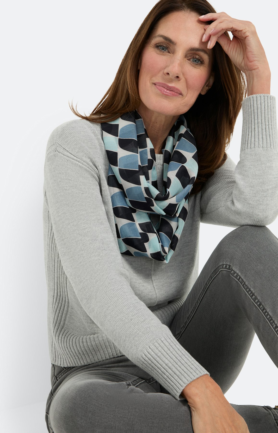 Colsjaal met print all-over, blauw