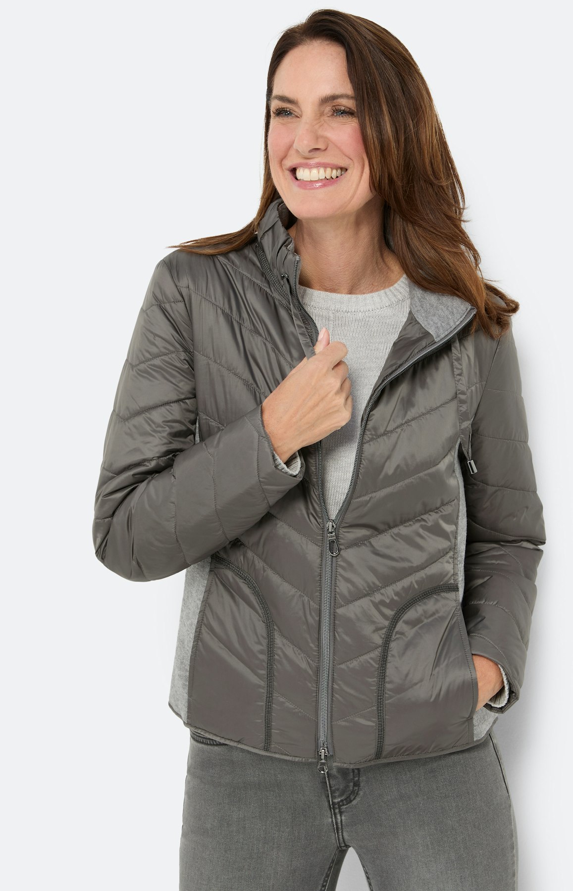 Gewatteerde jas in materialenmix, grijs