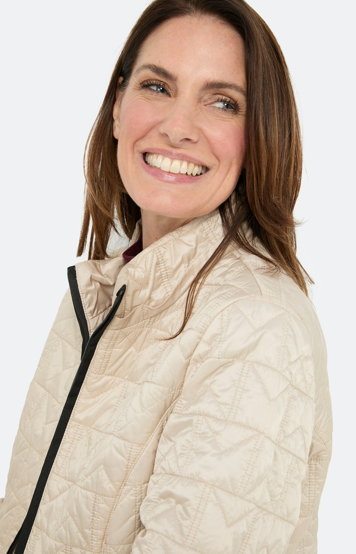 Gedessineerde gewatteerde jas, beige