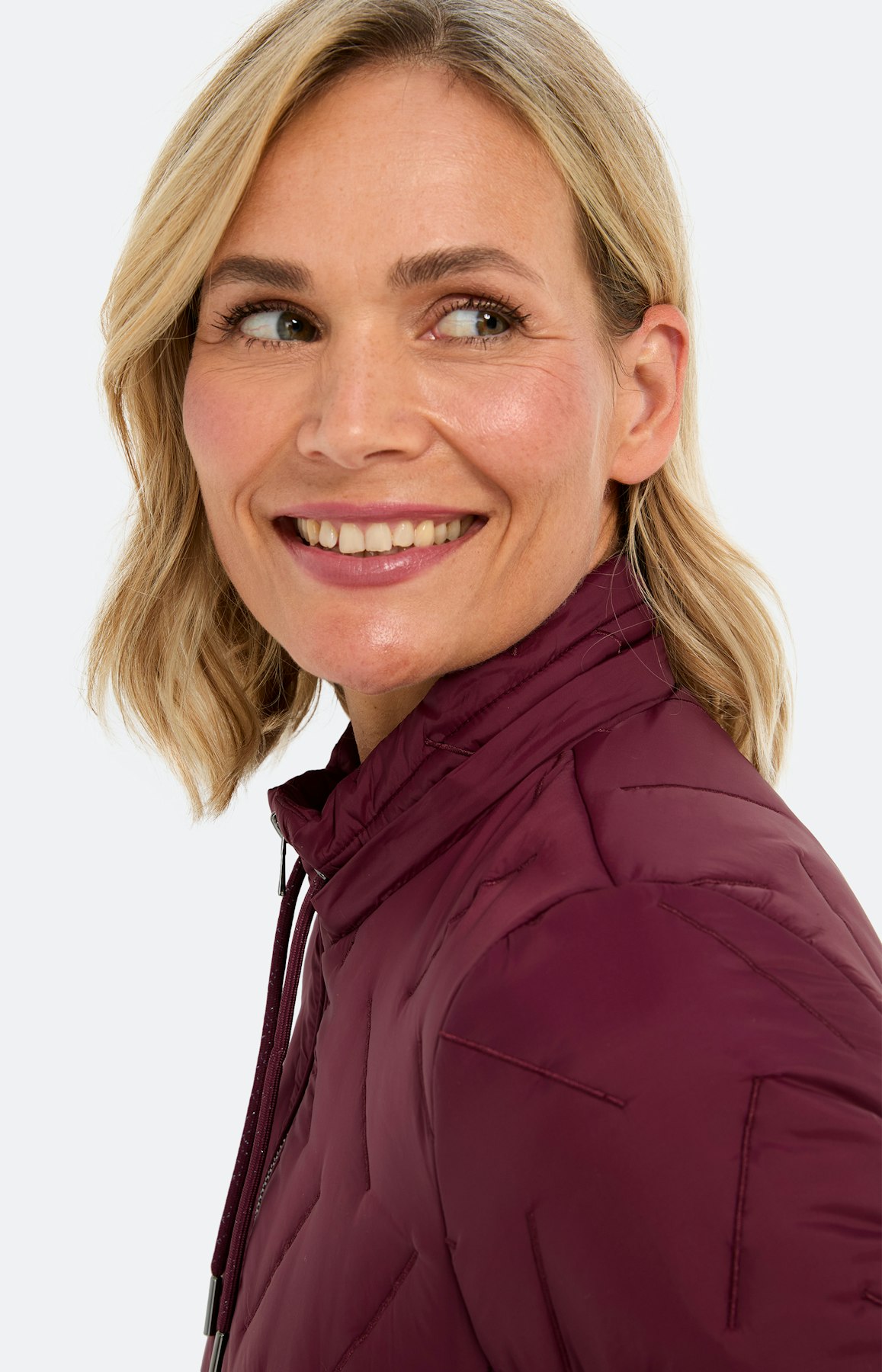 Steppjacke mit Tunnelzug, burgund