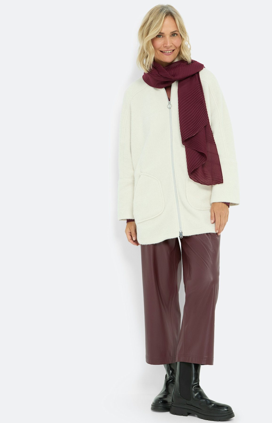 Poncho met een opstaande kraag, beige