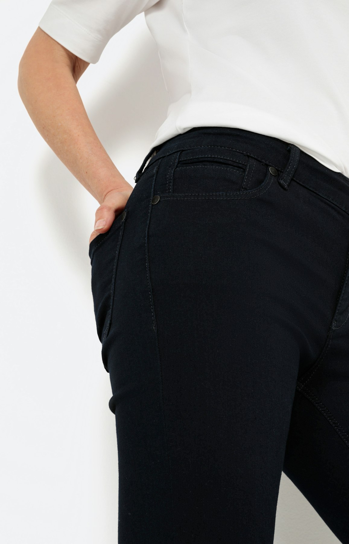 Jeans Dana dunkelblau 30Inch