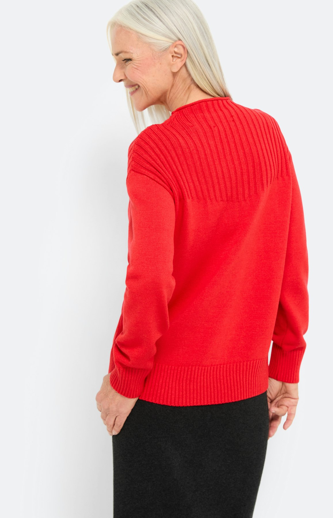 Trui met ribmotief, robijnrood