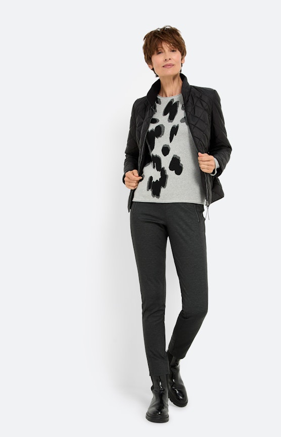 Cozy Strick und moderne Blends sorgen für urbane Looks
 Inspiration aus der Kollektion "Animal Grays"
