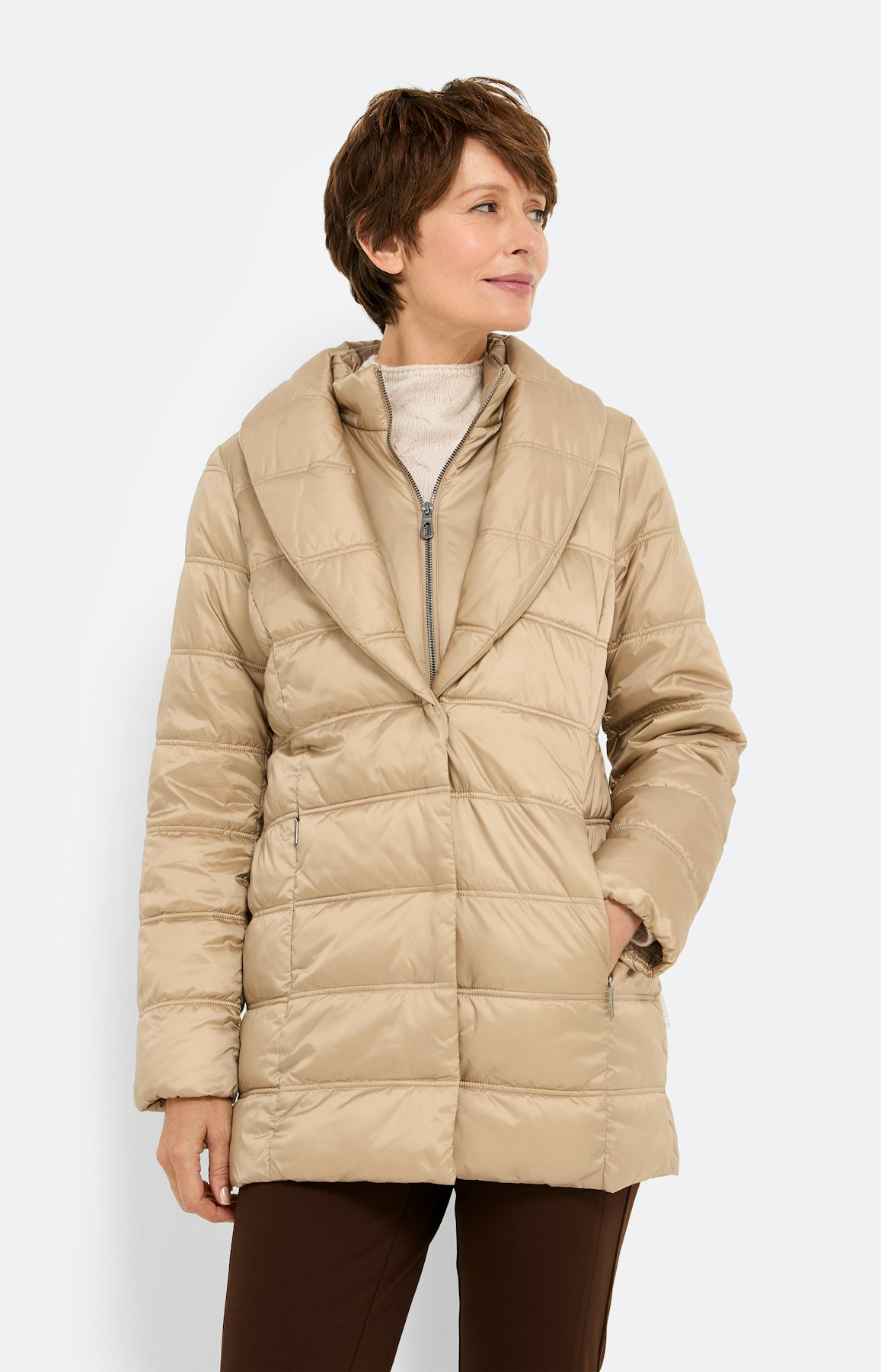 Doorgestikte mantel, karamel