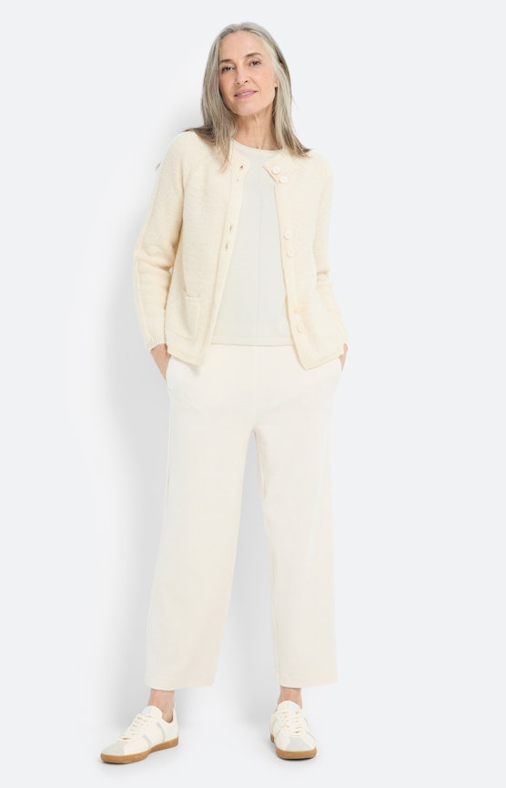 Ontspannen en stijlvolle novemberlooks met een vleugje urban frisheid
 Inspiratie uit de collectie "Monochrome Muse"
