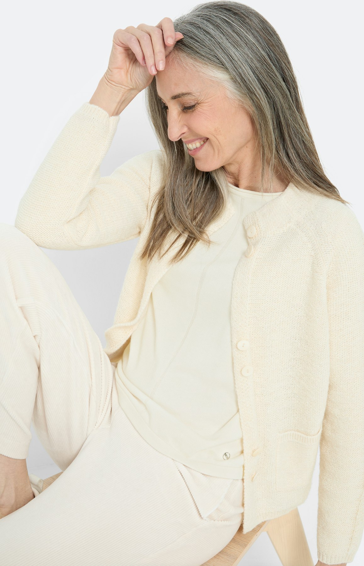 Cardigan met opgestikte zakken, crème