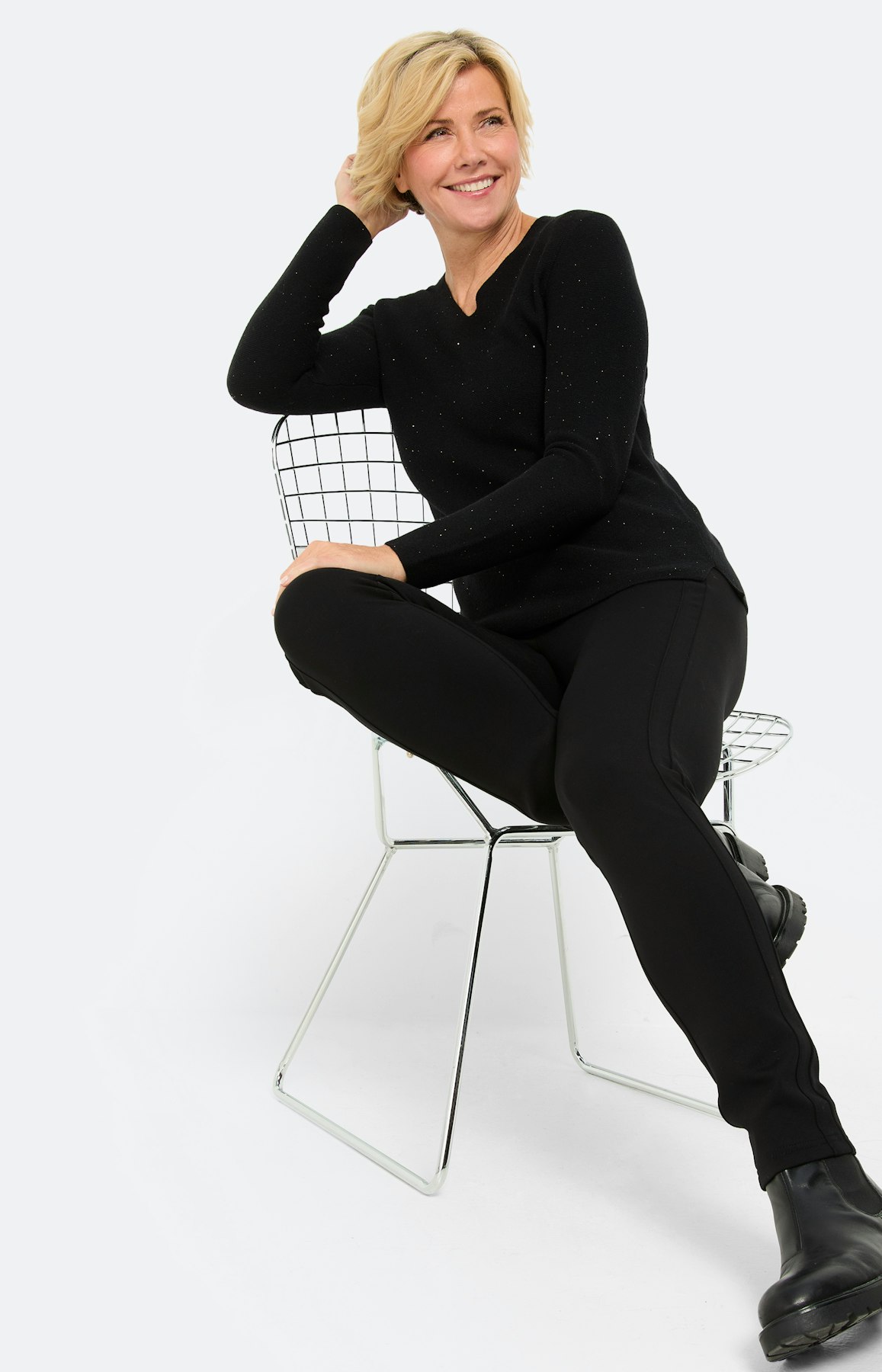 Gebreide trui met pailletten, zwart