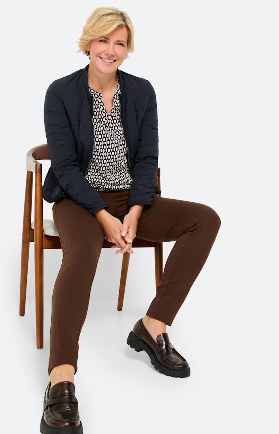 Ontspannen en stijlvolle novemberlooks met een vleugje urban frisheid
 Inspiratie uit de collectie "Monochrome Muse"
