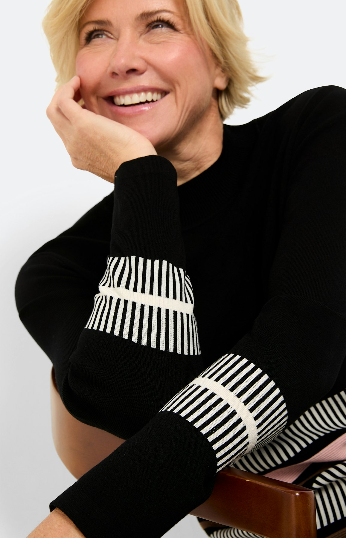 Trui met streepdessin, zwart