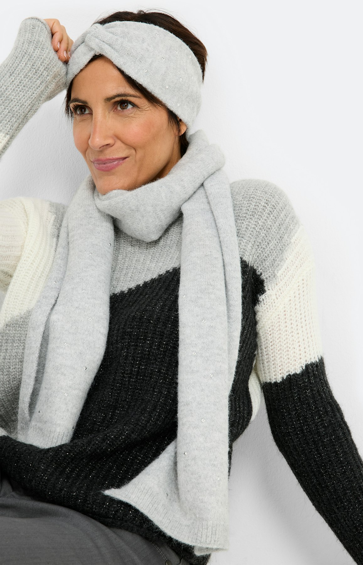 Hoofdband met fijne studs, grijs