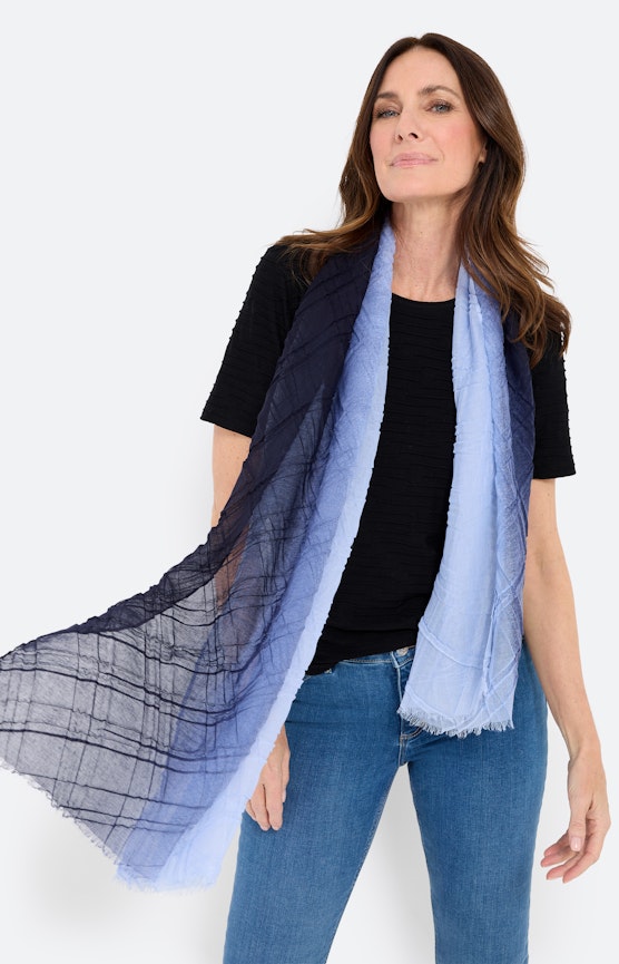 Fijn geplisseerde sjaal met kleurverloop