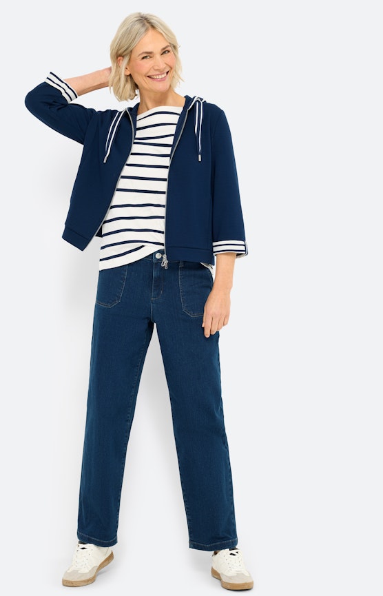 Moderne maritieme stijlen ontmoeten grafische details
 Inspiratie uit de collectie "Nautical Ease"
