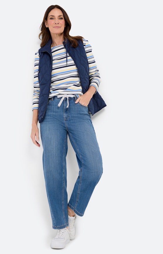 Moderne maritieme stijlen ontmoeten grafische details
 Inspiratie uit de collectie "Nautical Ease"
