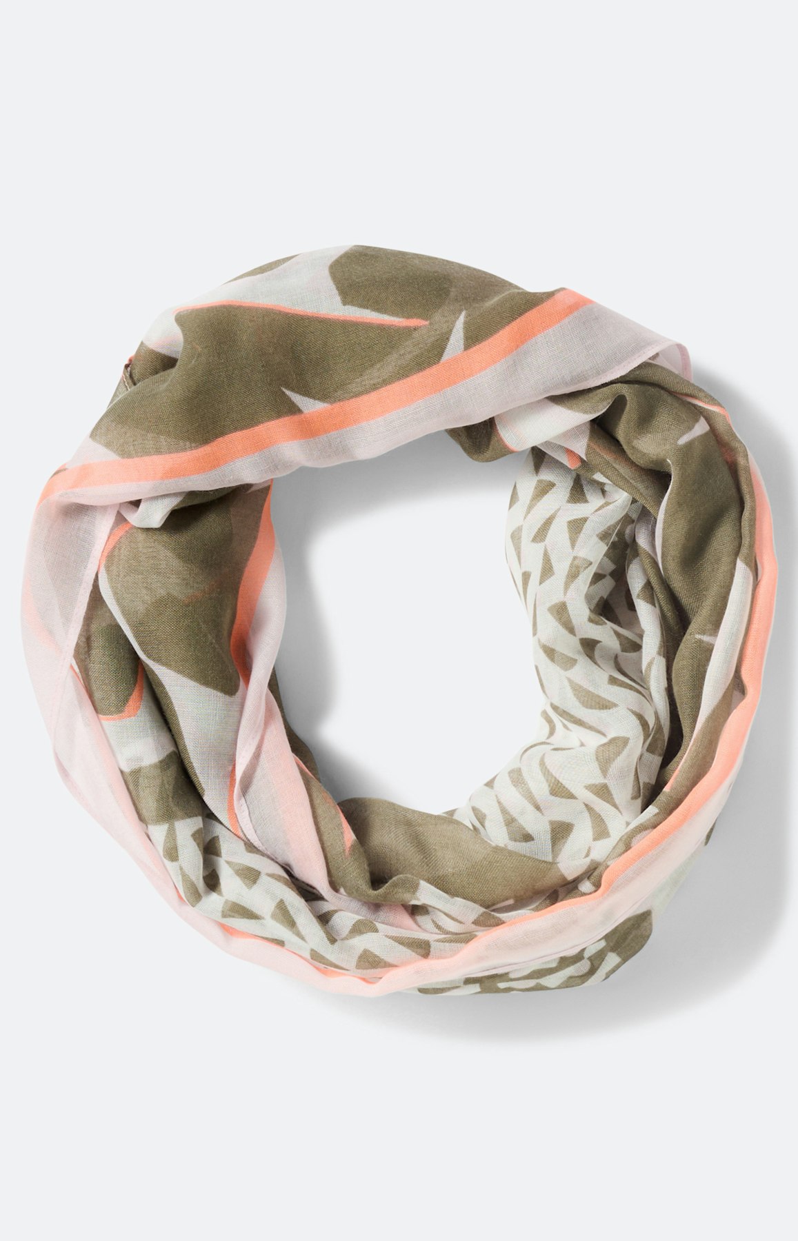 Colsjaal met patchworkprint, kaki