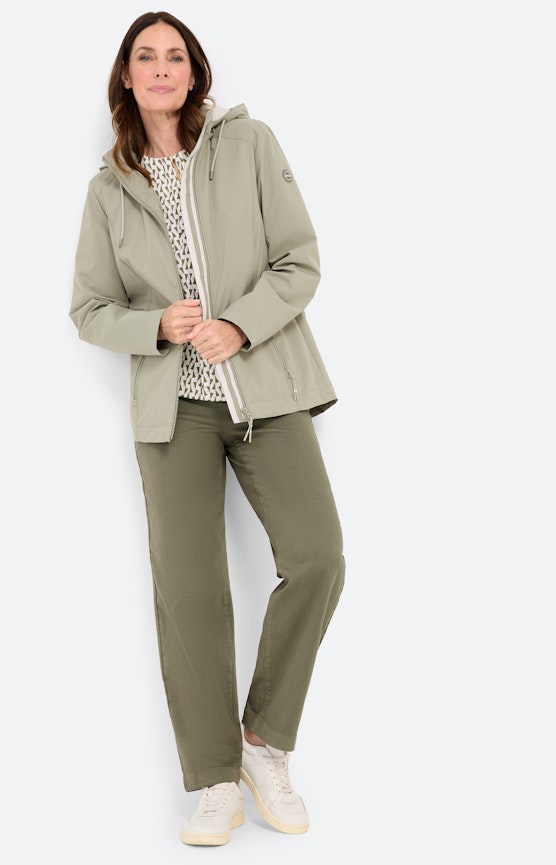 Utility-details en grafisch-abstracte prints – ready to wear
 Inspiratie uit de collectie "Urban Glow"
