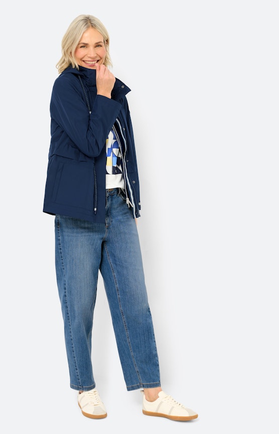 Moderne maritieme stijlen ontmoeten grafische details
 Inspiratie uit de collectie "Nautical Ease"
