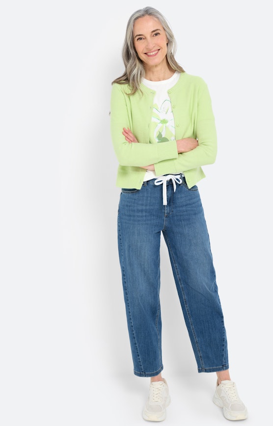 Moderne damesmode voor de lente
 Inspiratie uit de collectie "Spring Motion"
