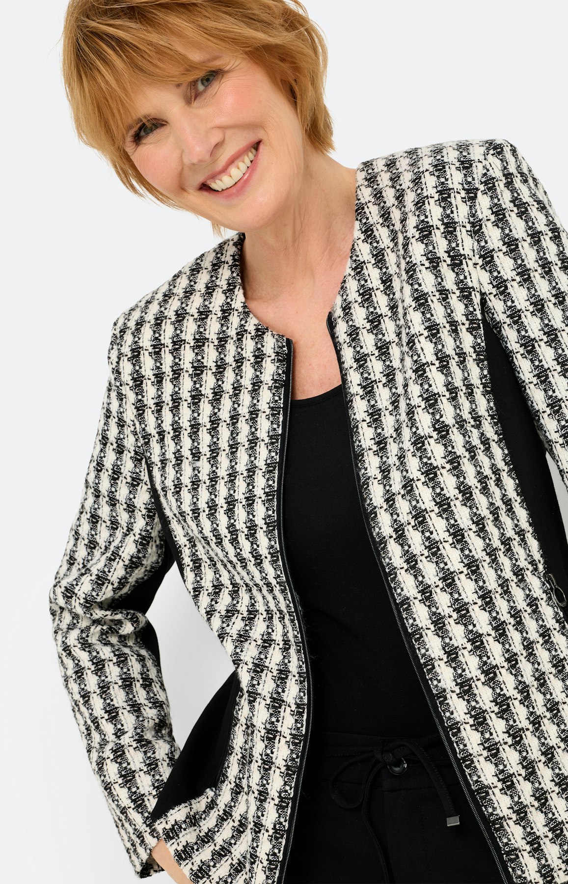 Blazer in Weboptik, schwarz