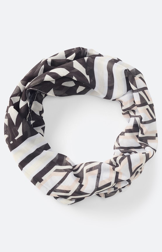 Colsjaal met patchprint, zwart