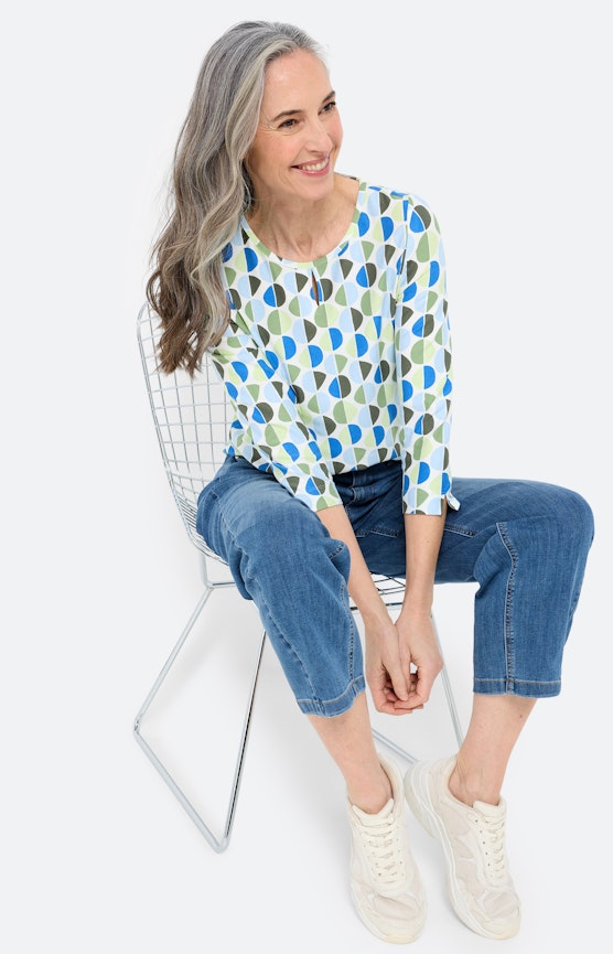 Moderne damesmode voor de lente
 Inspiratie uit de collectie "Spring Motion"
