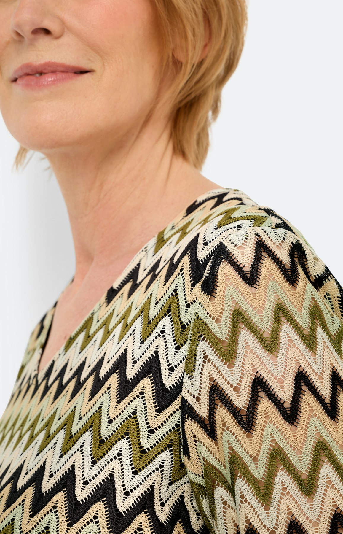 Shirt met zigzagmotief, zwart