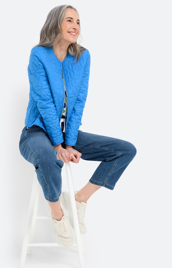 Moderne damesmode voor de lente
 Inspiratie uit de collectie "Spring Motion"
