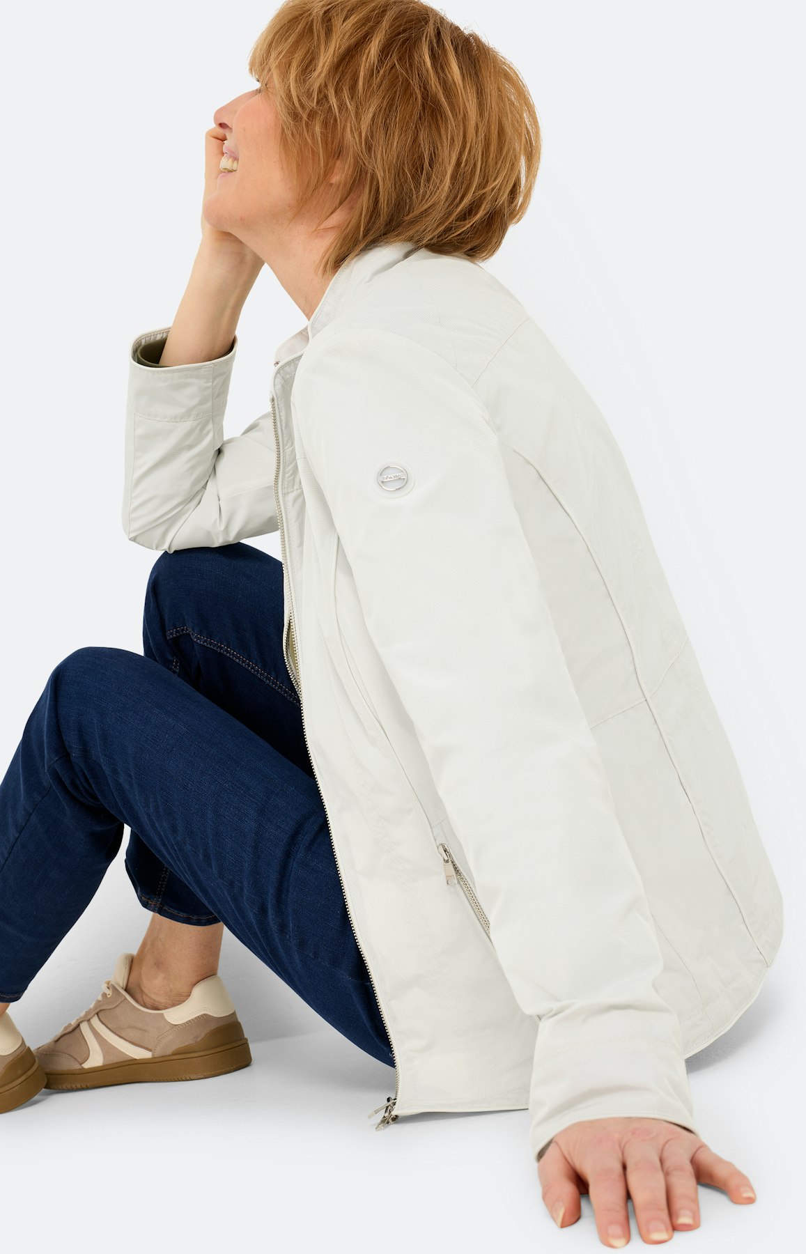 Jas met siernaden, wit