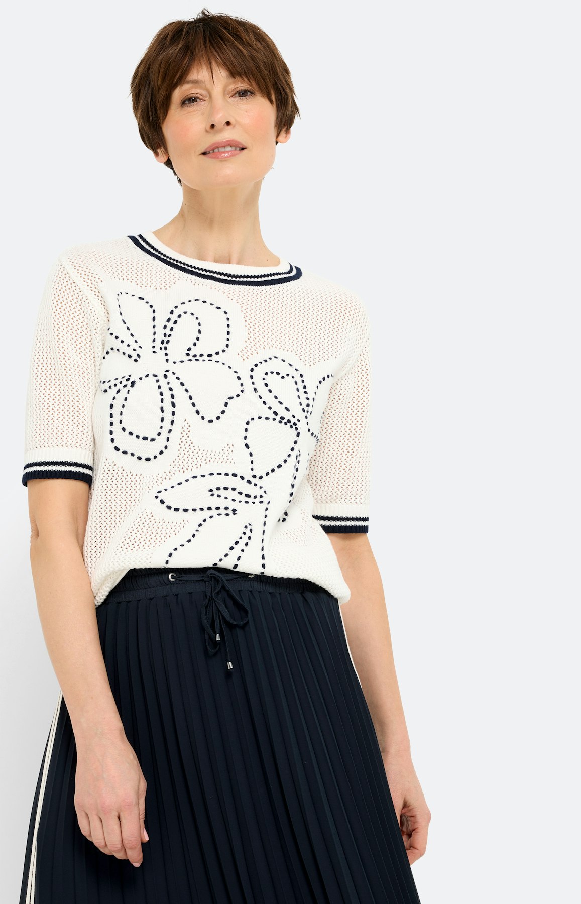 Gebreide trui met bloemendessin, wit