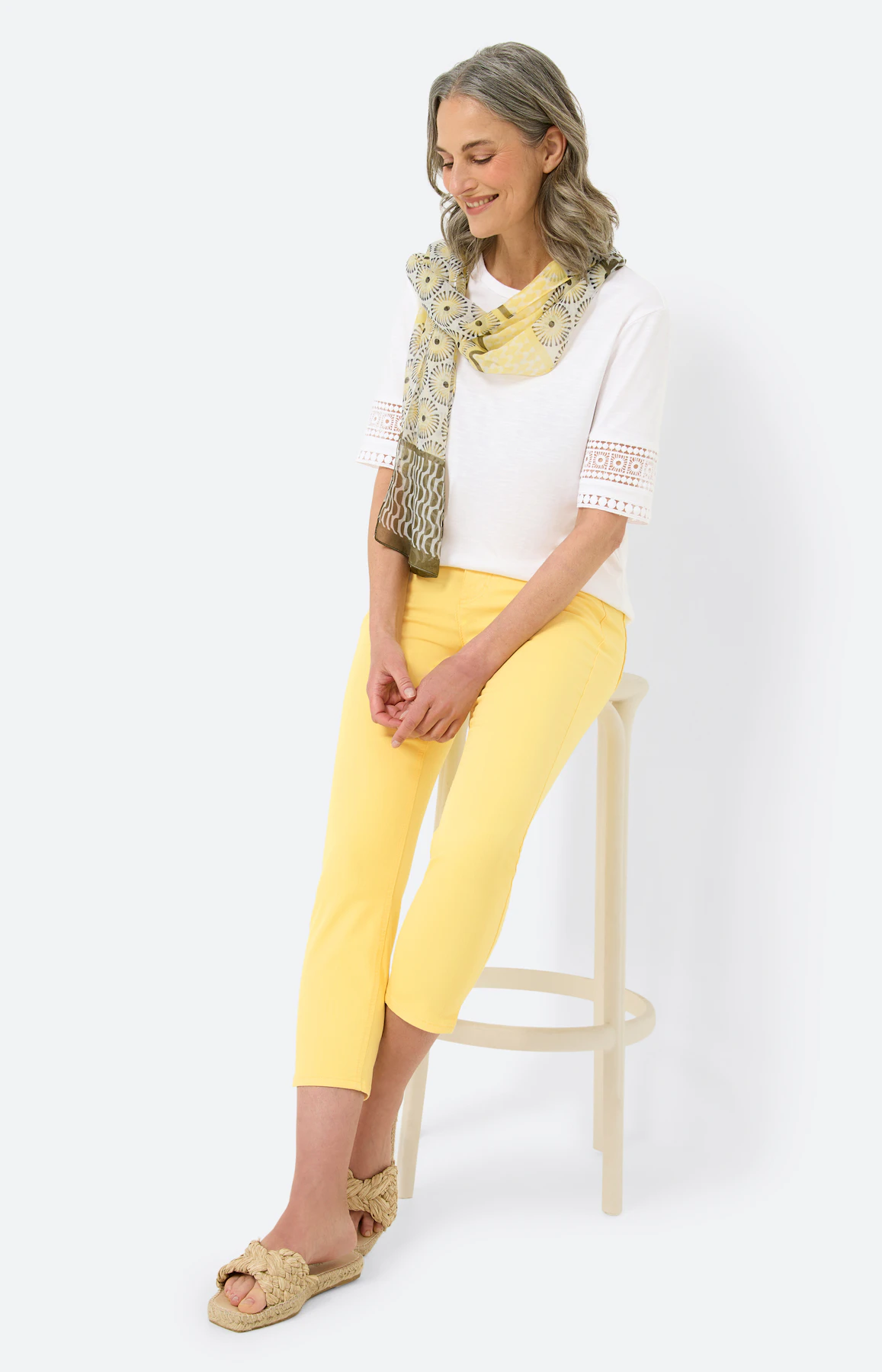 Jeans in slim fit 26 inch, geel