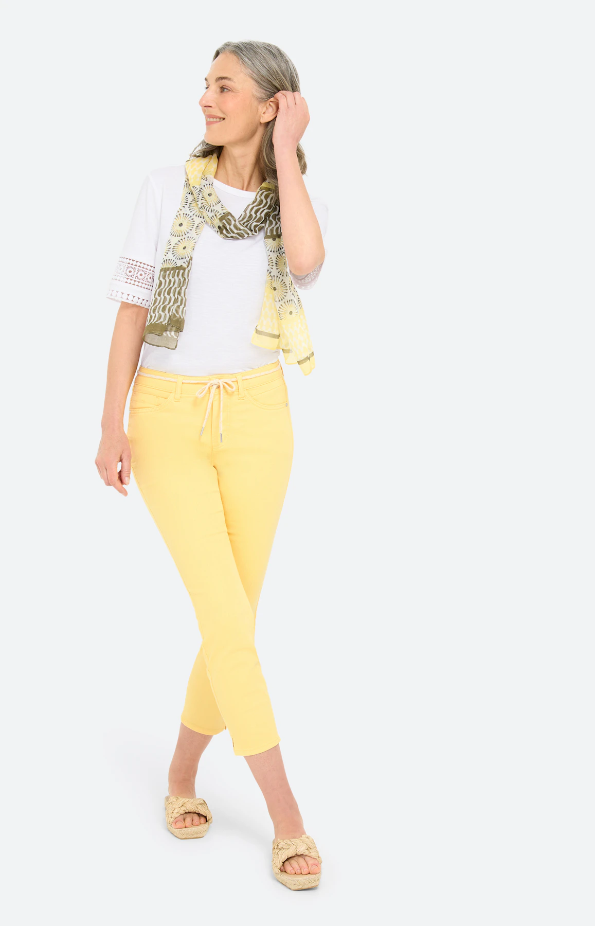 Jeans in slim fit 26 inch, geel