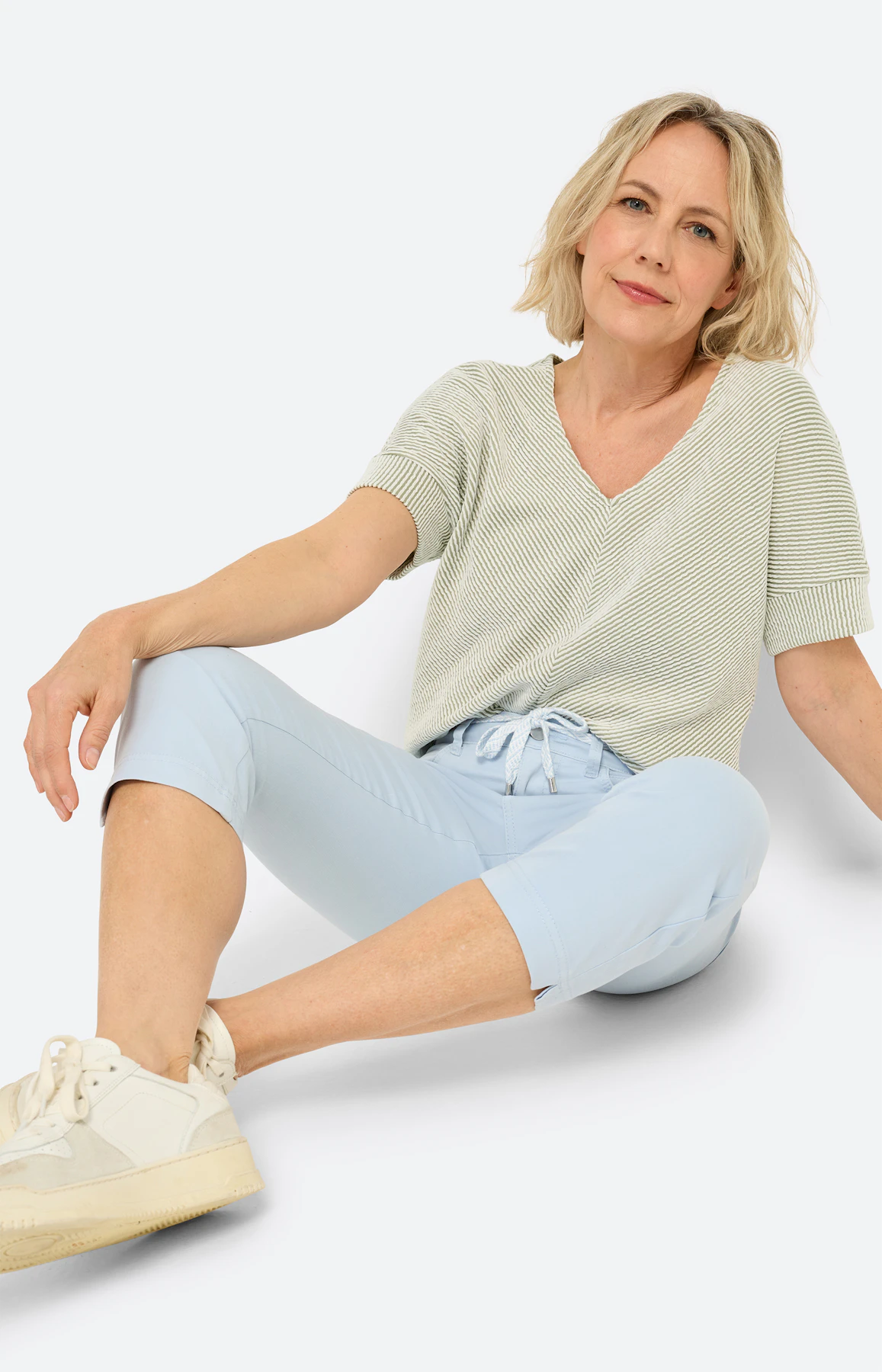 Capri-jeans met bindceintuur, lichtblauw