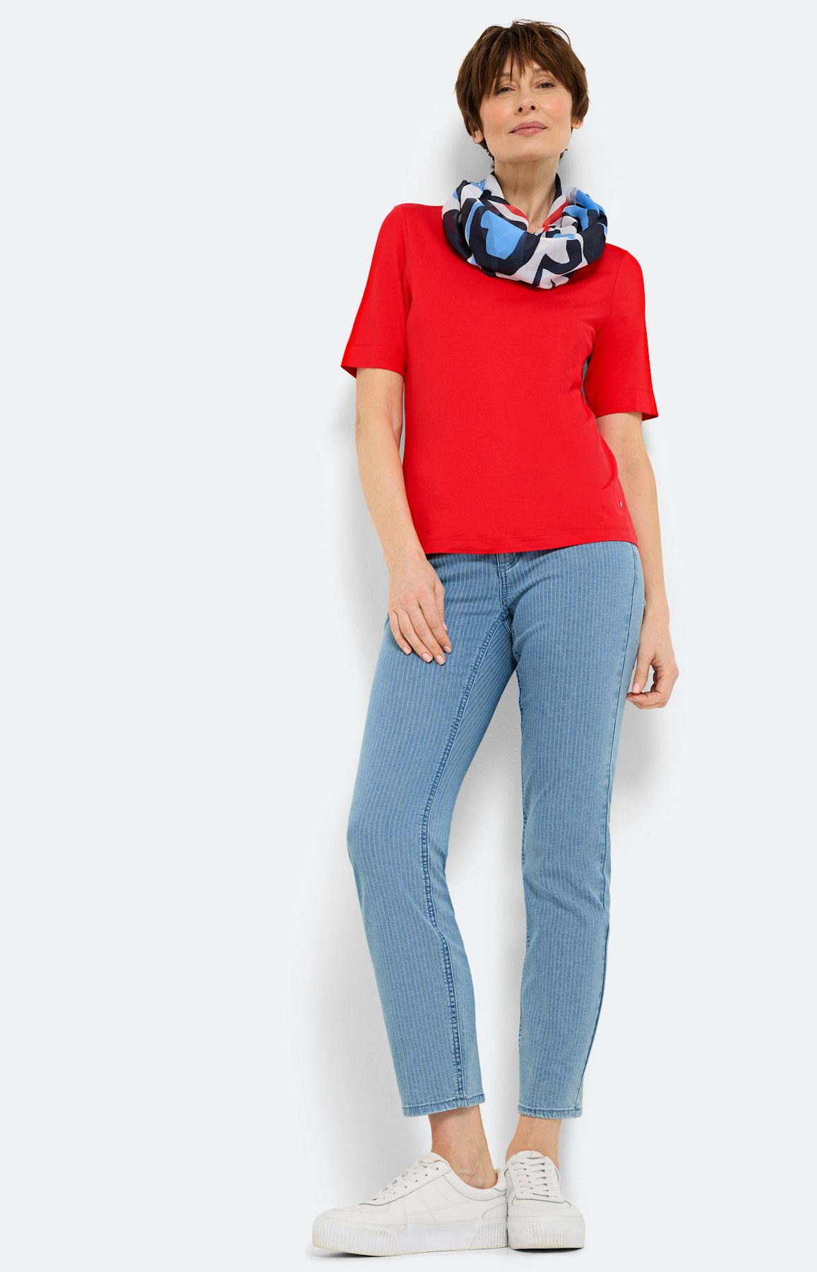 T-shirt met V-hals, rood