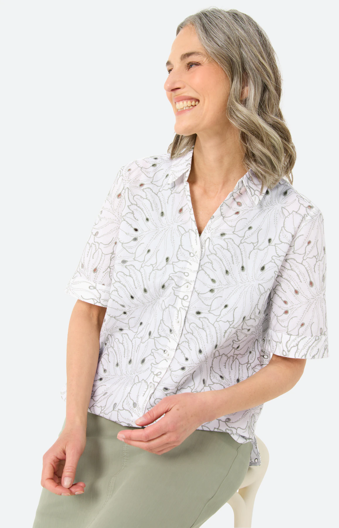 Overhemdblouse met ajourborduursel, wit