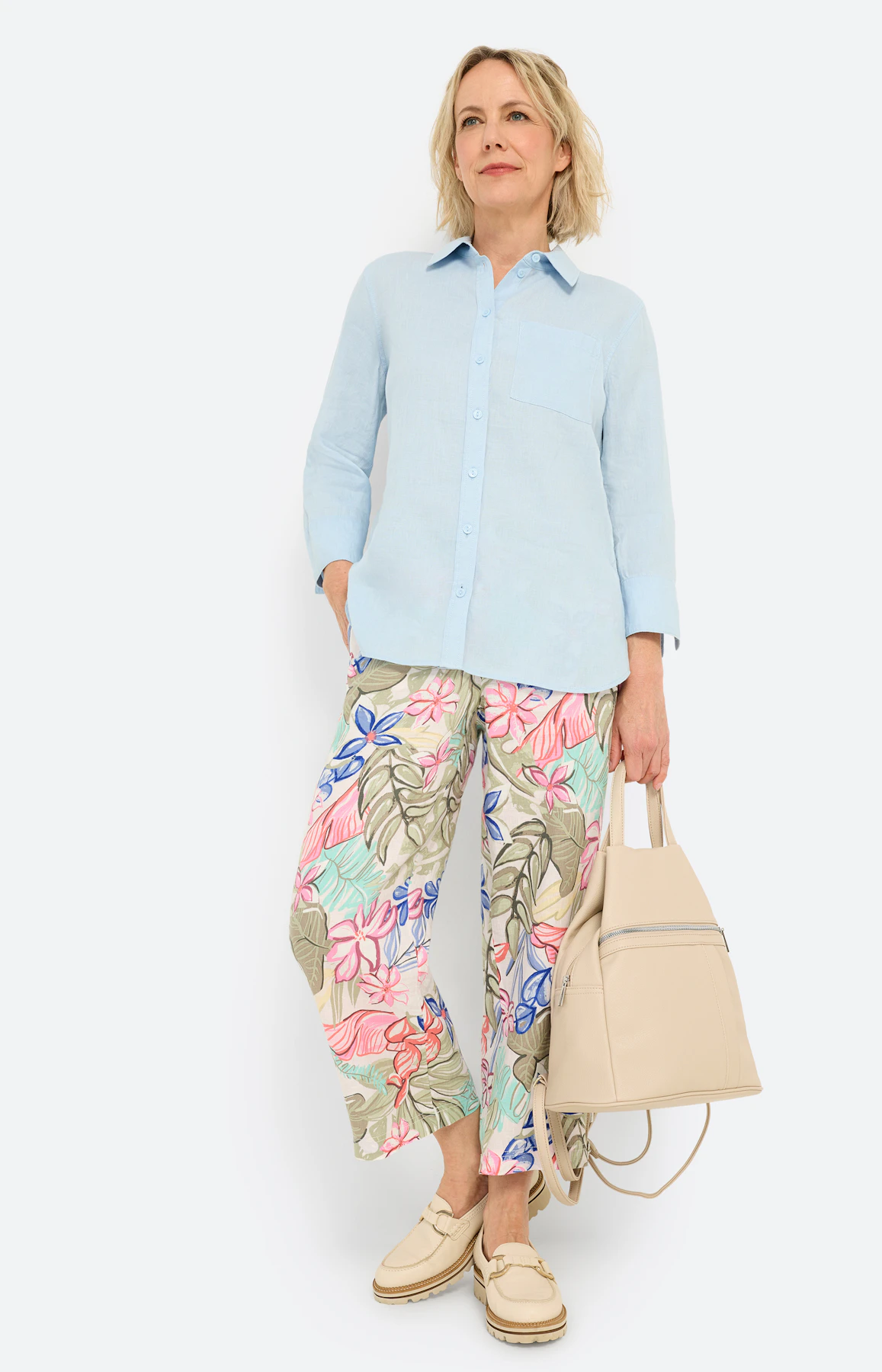 Blouse van puur linnen, lichtblauw