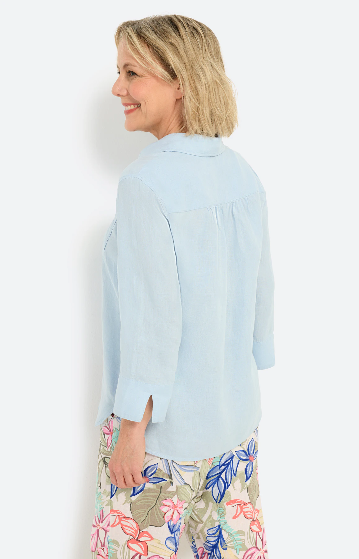 Blouse van puur linnen, lichtblauw