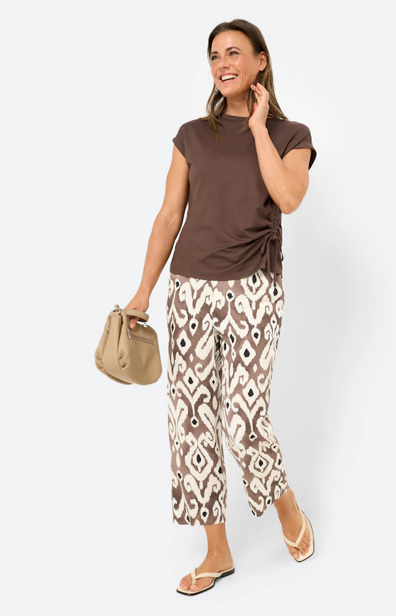 Collectie – vol frisse kleuren en zwierige looks
 Inspiratie uit de collectie "Boho Rising"
