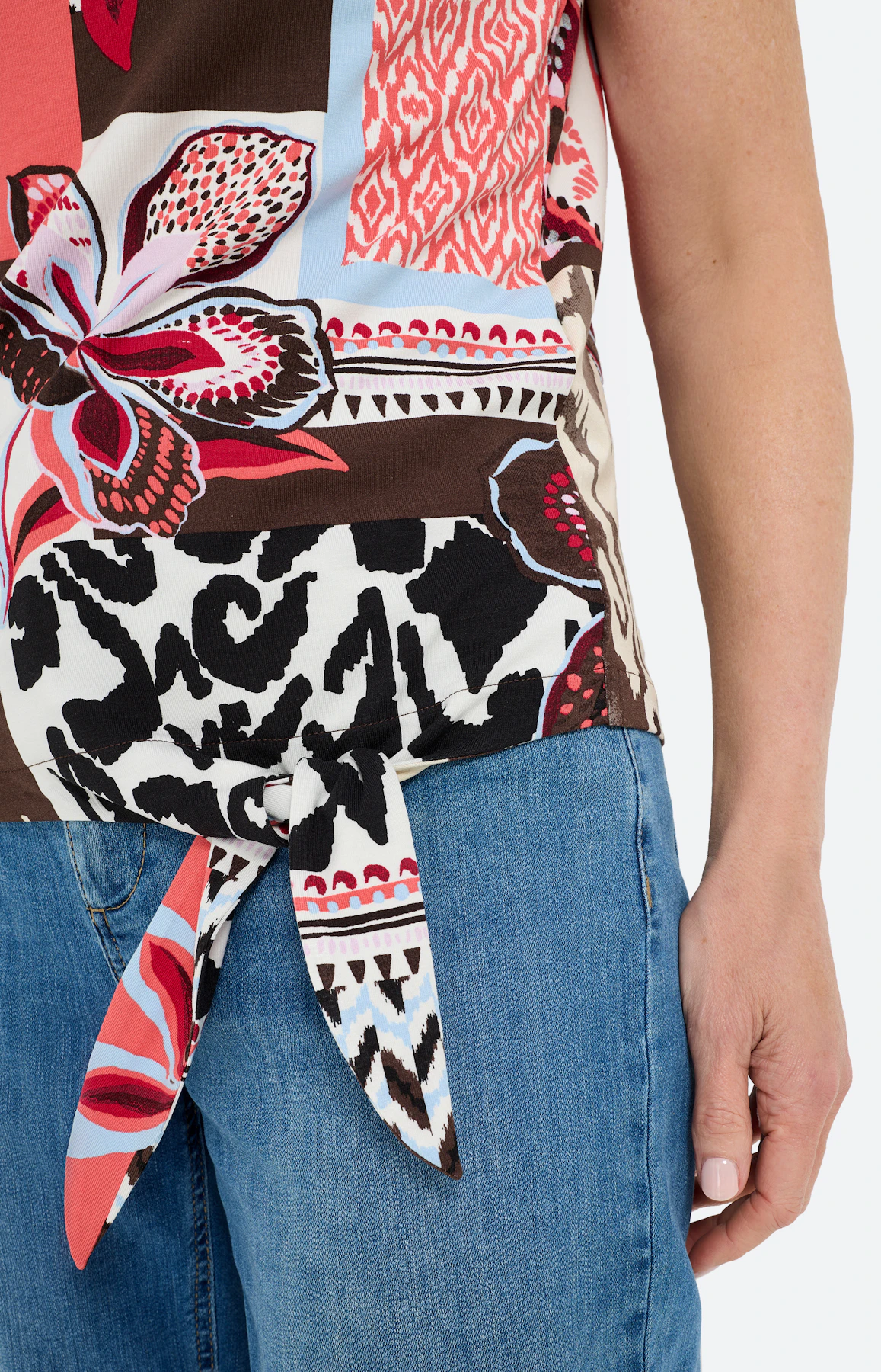 T-Shirt mit Knoten-Saum, koralle