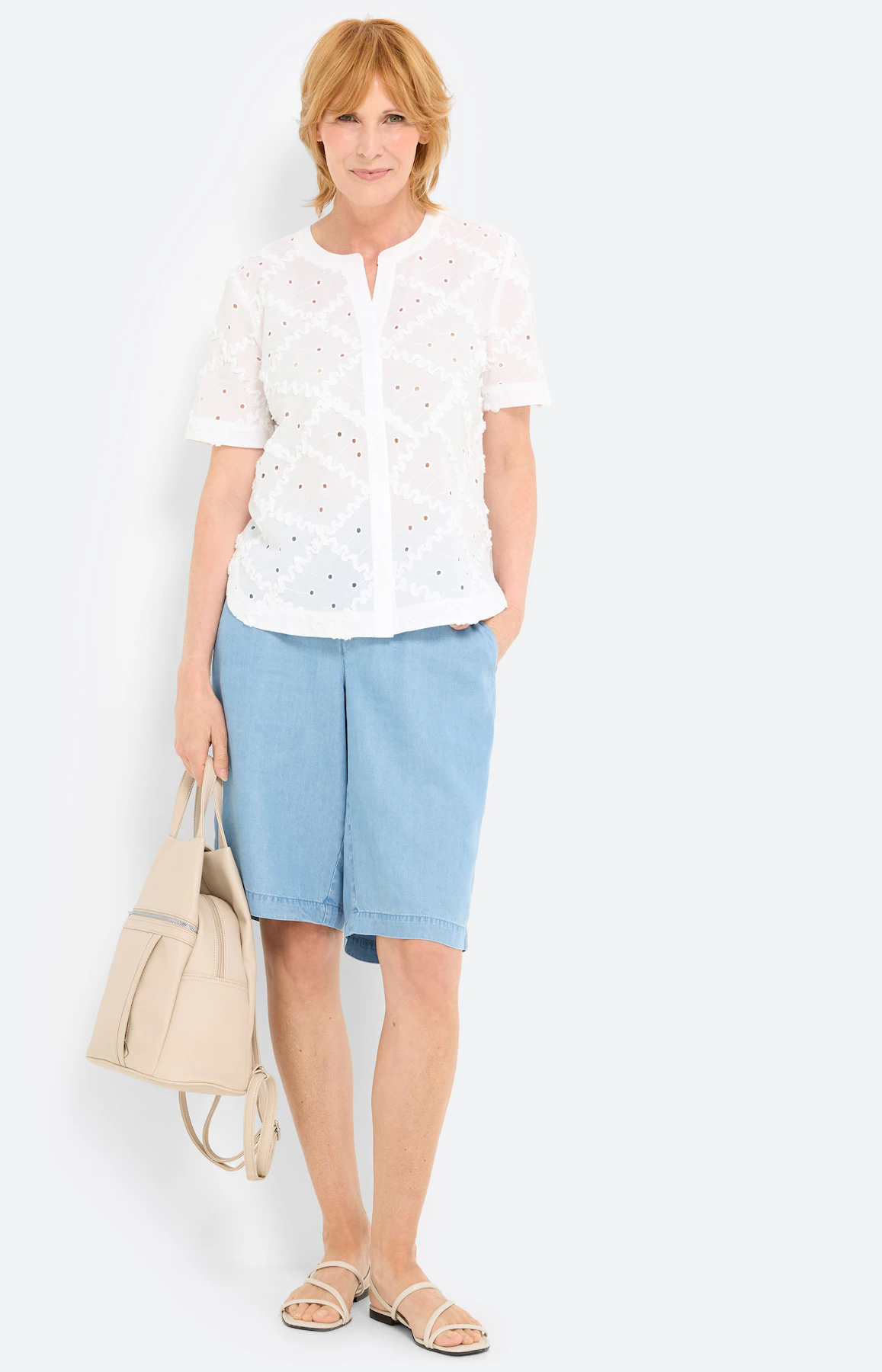 Blouse met ajourborduursel, wit