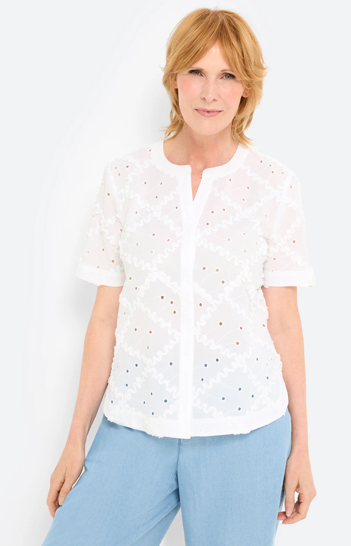 Blouse met ajourborduursel, wit