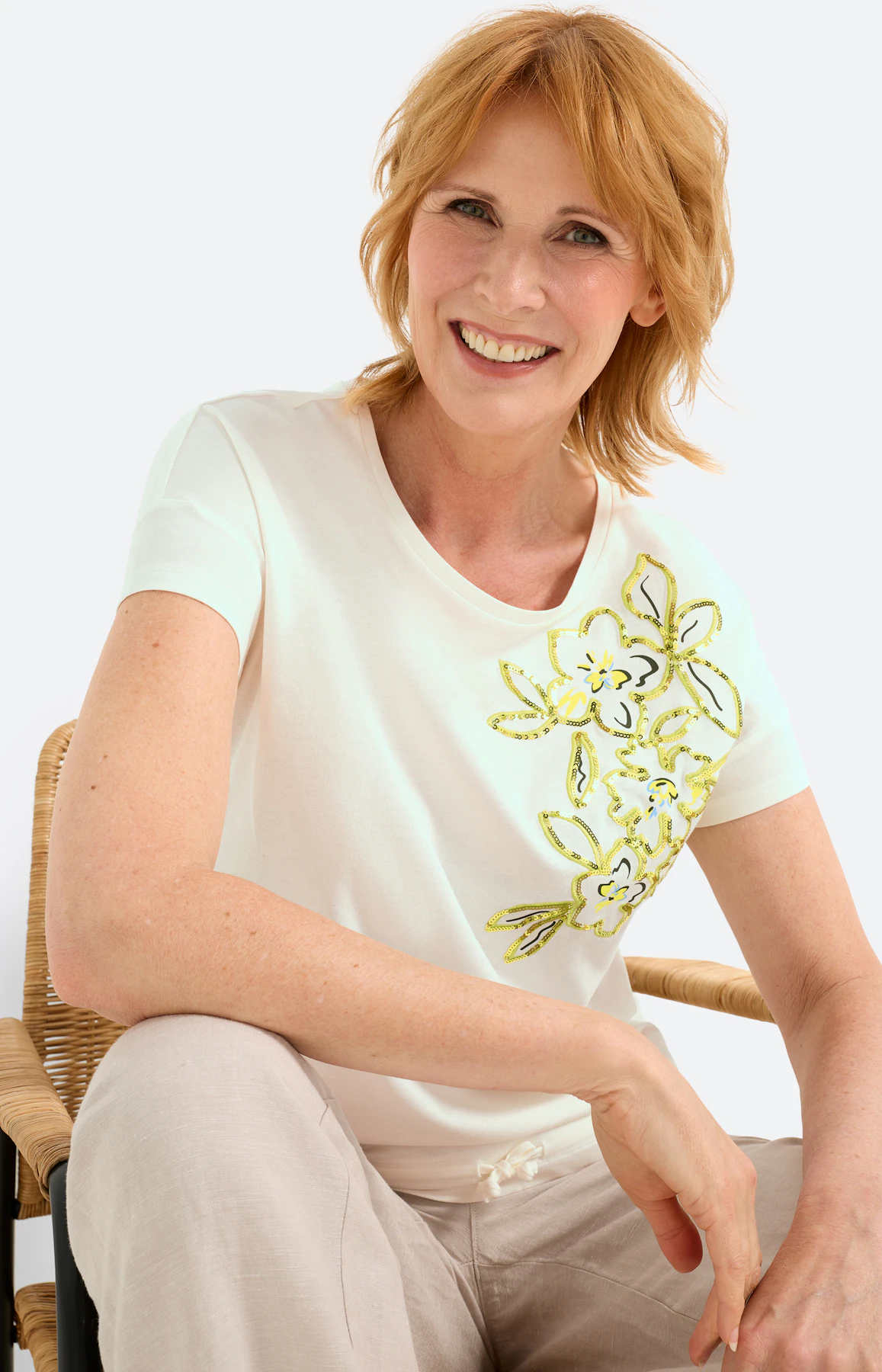 Shirt met borduursel en pailletten, wit
