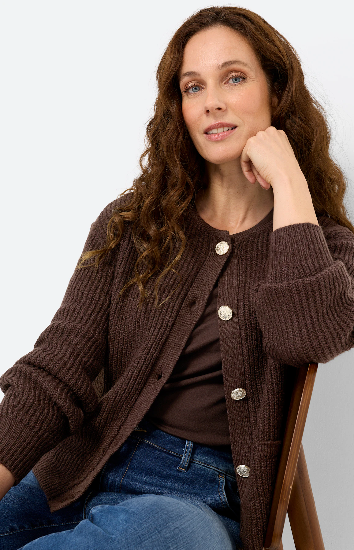Cardigan met sierknopen, donkerbruin