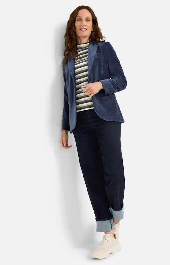 Een collectie met bloemige accenten en moderne laagjeslooks
 Inspiratie uit de collectie "Casual Bloom"
