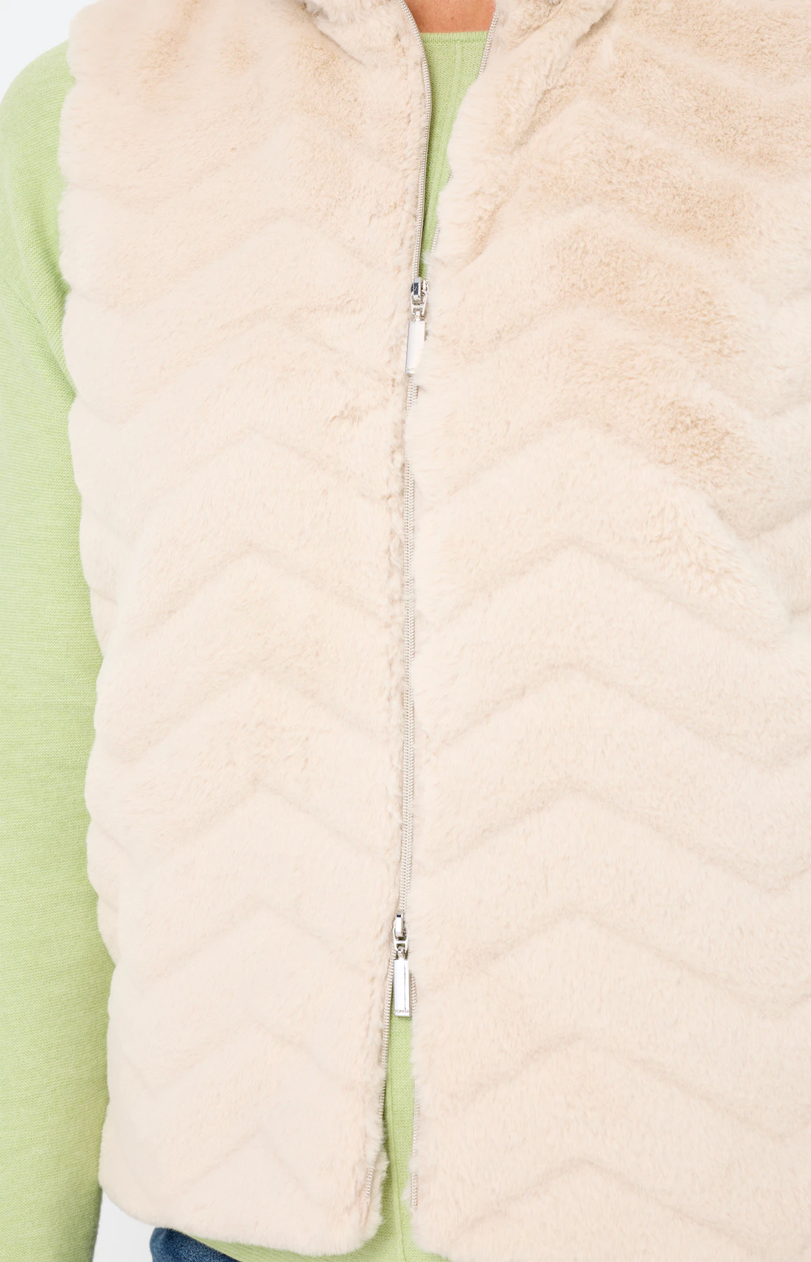 Gilet in vacht-look, beige