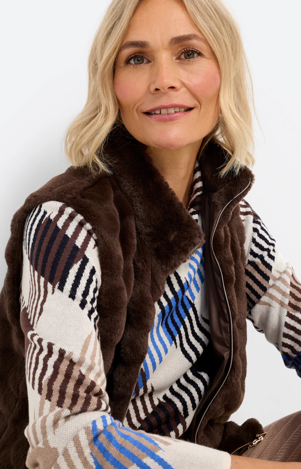 Gilet in vacht-look, donkerbruin