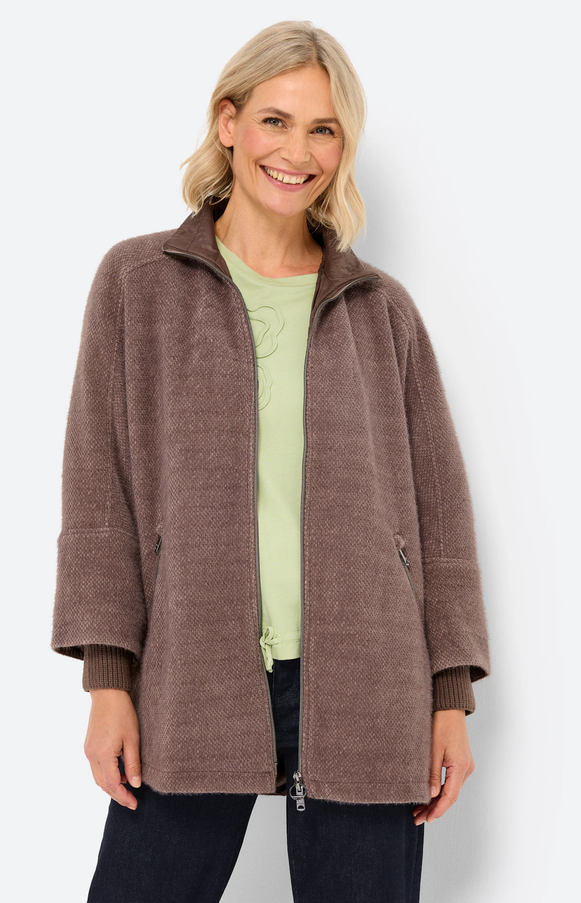 Poncho met een opstaande kraag, bruin