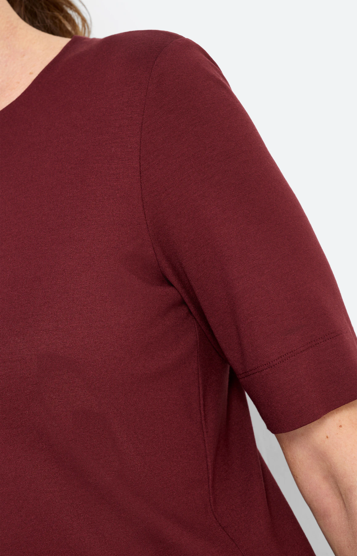 T-shirt met een lichte glans, bordeaux