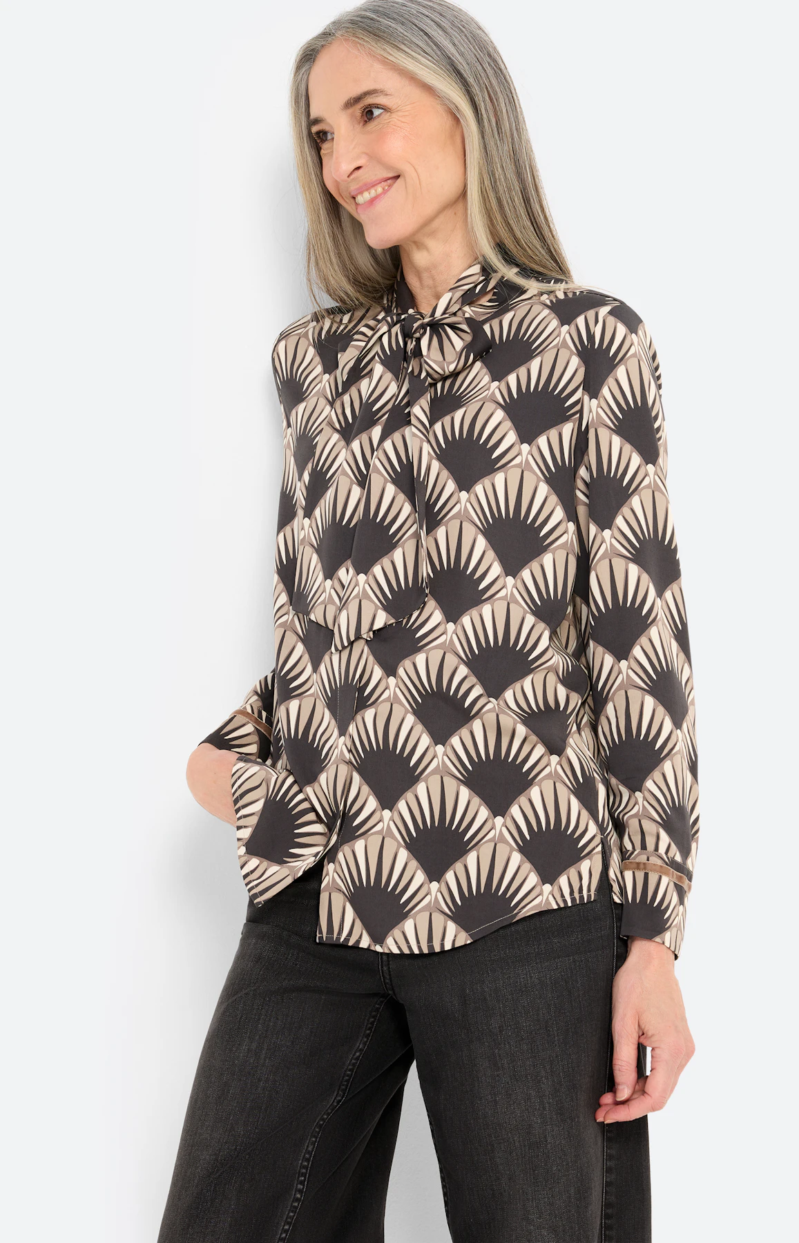 Blouse met kraagstrik, nude